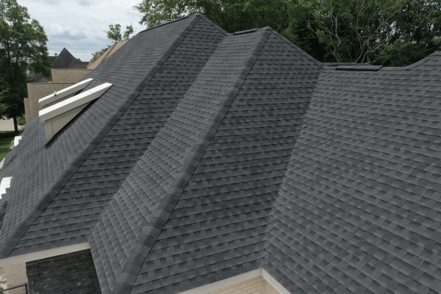 A visual representation of cost implications associated with different shingle sizes. 