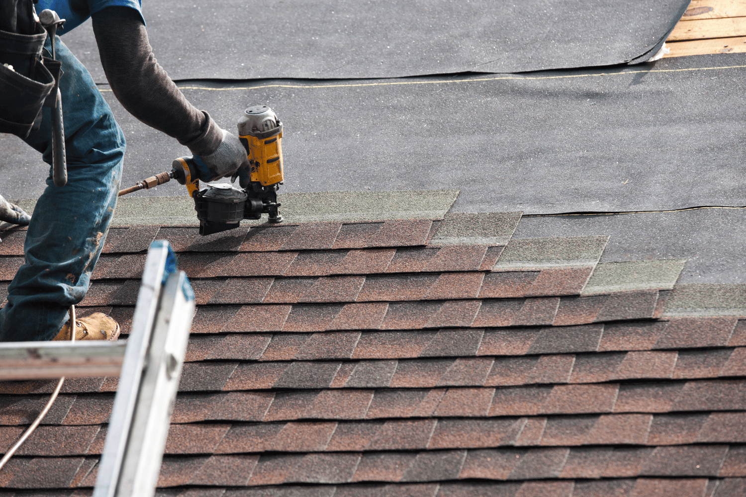 An illustration depicting roofing longevity. 