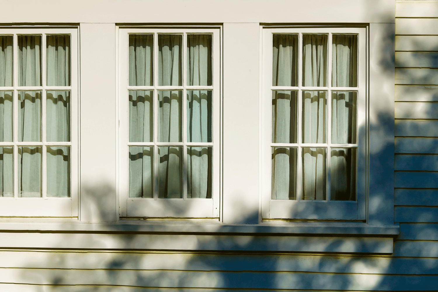 An illustration showing various types of existing wood windows and frames.