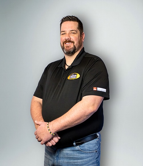 como-_0003_Josh Fox (1)