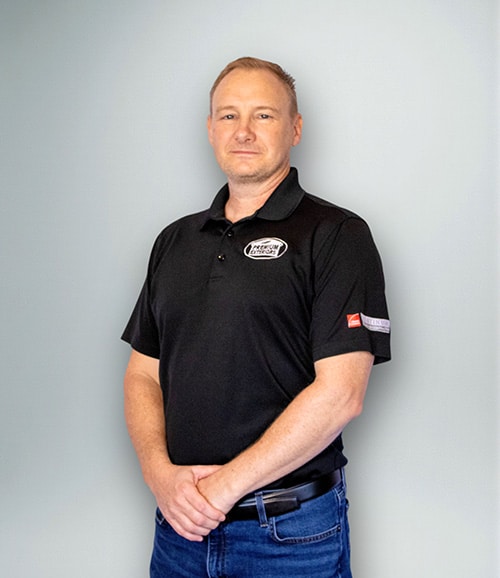 como-_0004_Joe Burns